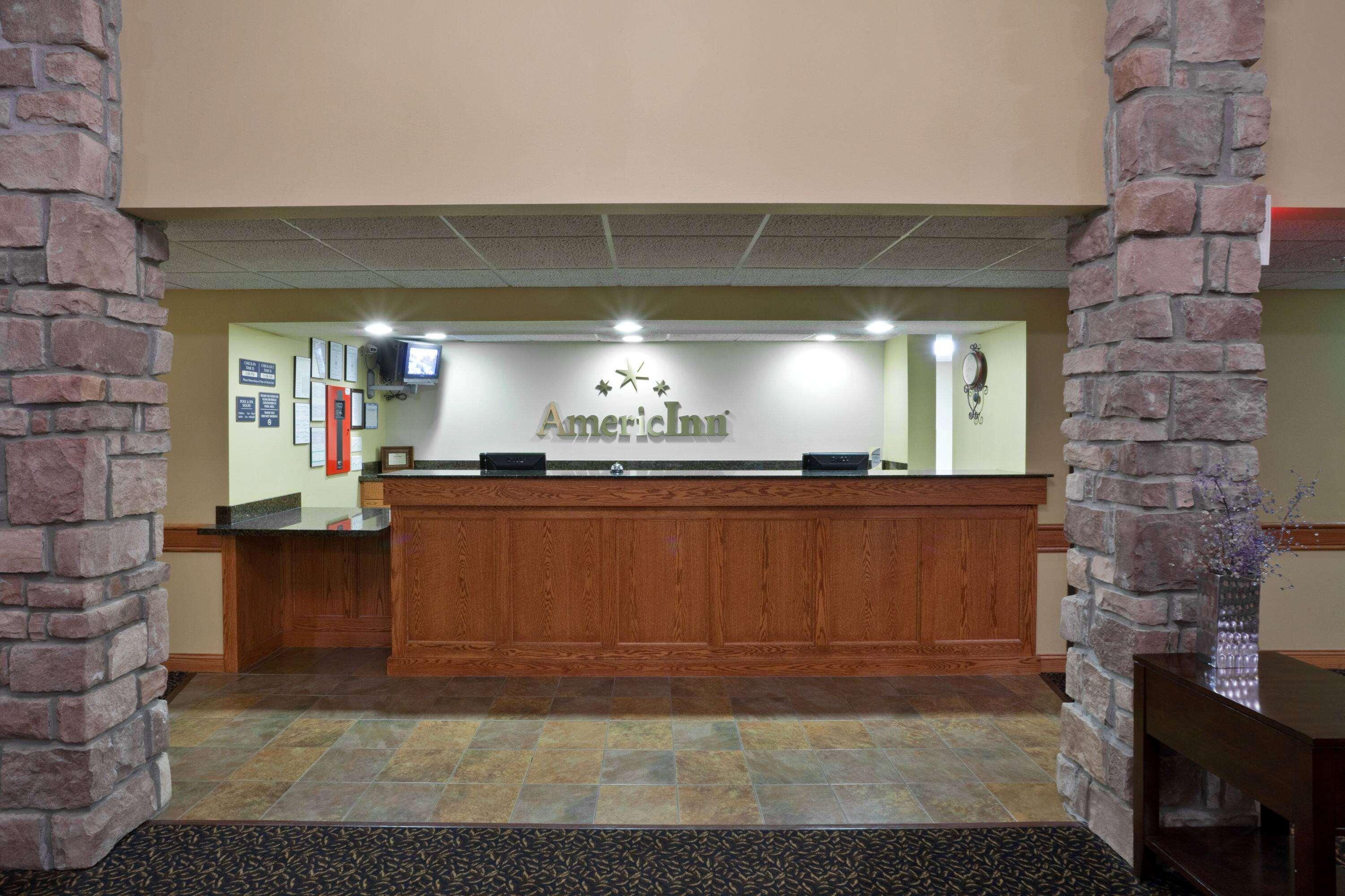 Americinn By Wyndham Lincoln South Екстериор снимка
