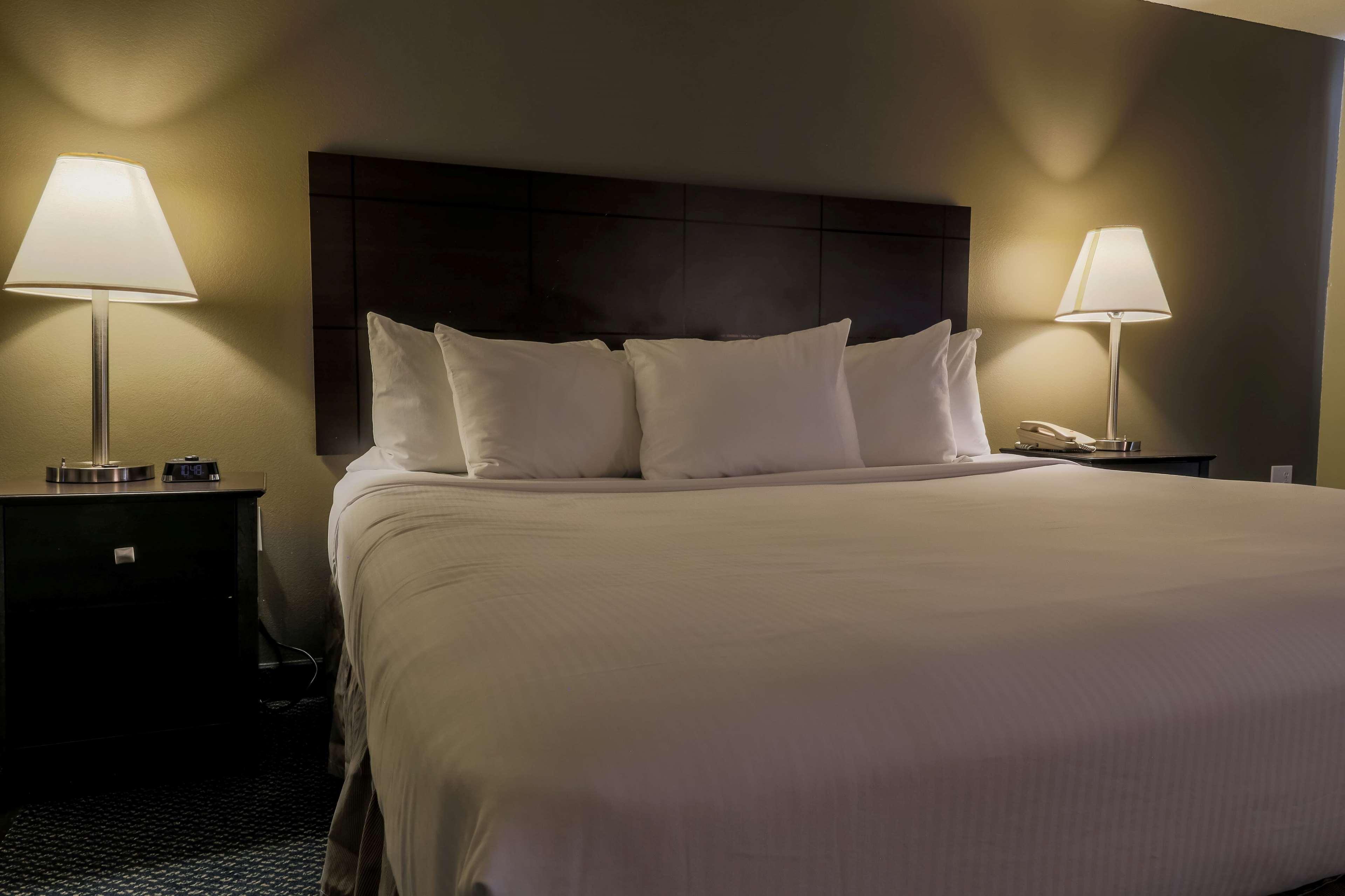 Americinn By Wyndham Lincoln South Екстериор снимка