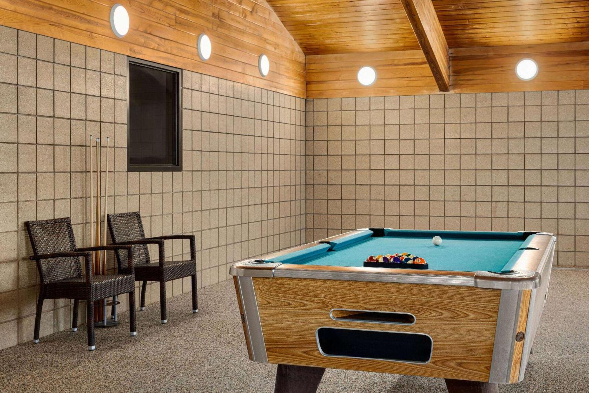 Americinn By Wyndham Lincoln South Екстериор снимка