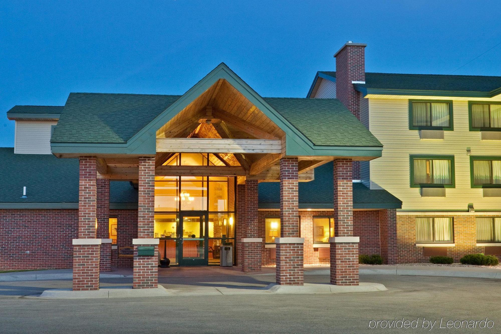 Americinn By Wyndham Lincoln South Екстериор снимка